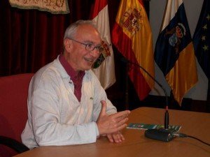 Camilo Lluch durante su charla en Yaiza web.