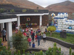 El Ayuntamiento promueve iniciativas para padres e hijos.