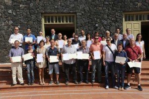 El Ayuntamiento de Yaiza felicita a los propietarios y a todo el personal las acciones de mejora.