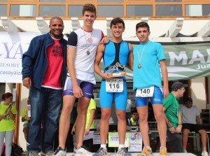 El IES Arrecife en masculinos y el IES Costa Teguise en féminas ganaron por equipos. El IES Yaiza promueve una bellísima fiesta deportiva.