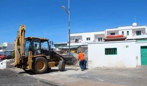 Mejora la imagen y limpieza de la zona céntrica de Playa Blanca. 