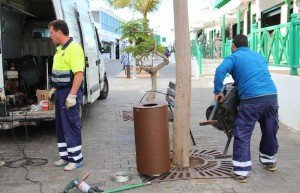 Los nuevos depósitos se encuentran en el paseo marítimo, calle Limones y otras zonas céntricas del pueblo.
