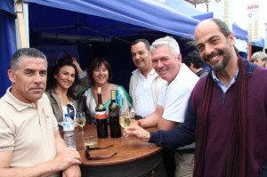 Representantes públicos departieron con vecinos y turistas.