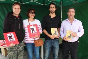Jóvenes escritores en la Feria de Playa Blanca.