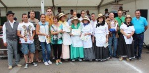 Grupo de ganaderos premiados.