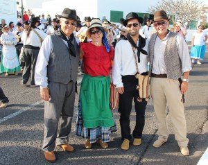 Concejales del gobierno de Yaiza en la romería de Uga.