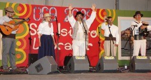 Yeray Rodríguez y su grupo de artistas invitado.