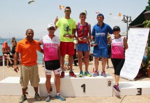 El joven atleta de 17 años recorre los 10 km de la prueba empleando 39:17 minutos, 9 segundos menos que el registro del vencedor de 2013. 