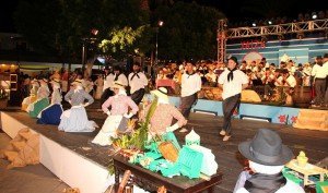 El pueblo honra a la Virgen de Los Remedios con un programa que combina tradición, deporte, música, gastronomía y folklore. El cantautor David de María actúa el 8 de septiembre, Día Grande de Yaiza.  
