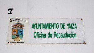 El Ayuntamiento facilita el pago fraccionado de las obligaciones y ofrece atención personalizada en Playa Blanca y Yaiza pueblo.