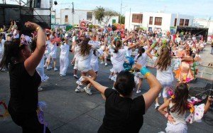 Fiesta de niños para compartir en familia el domingo 15 a las 10:30 de la mañana.