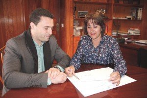 Gladys Acuña subraya  que “la Institución ha recuperado la confianza de las empresas gracias a la evolución económica y financiera que avala la óptima gestión de las cuentas municipales esta legislatura”. 